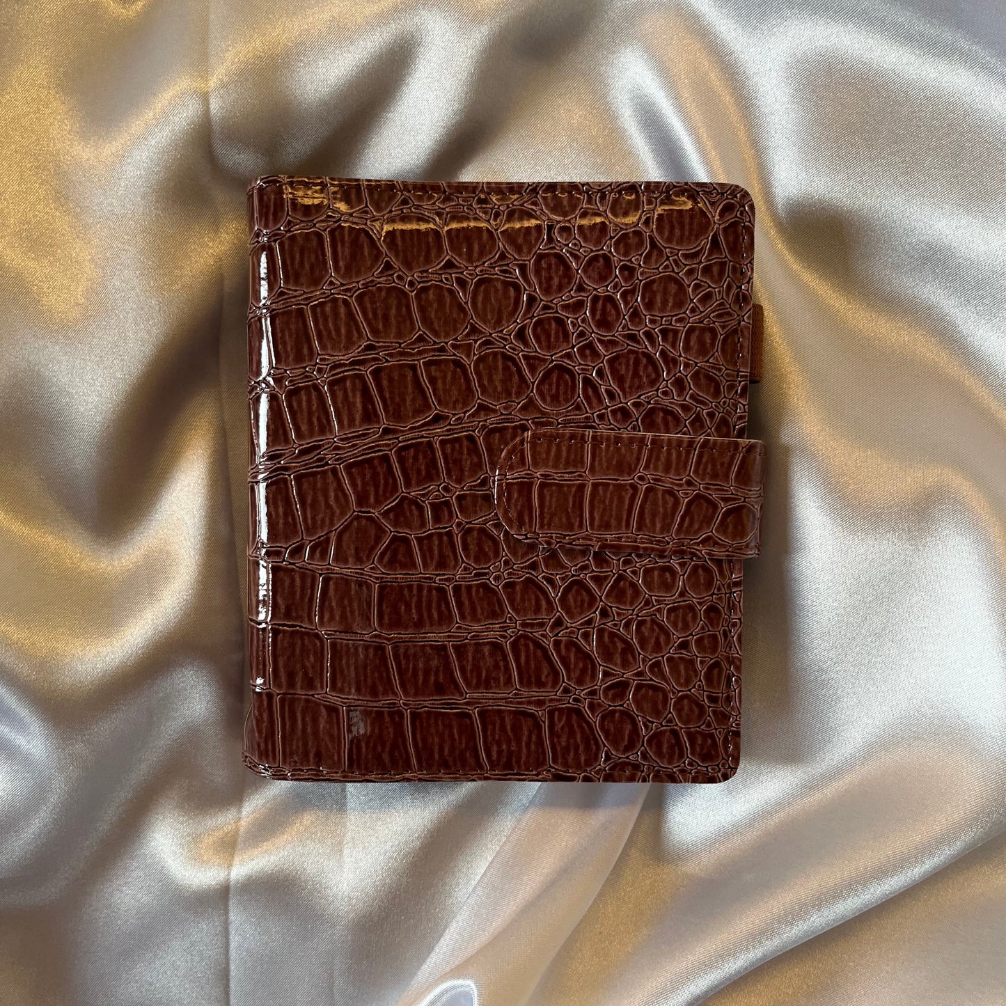 CROC A7 BINDER - Brown